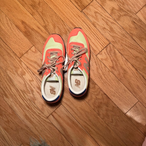 New Balance Vibrant Orange and Green Sneakers - Picture 2 of 7
